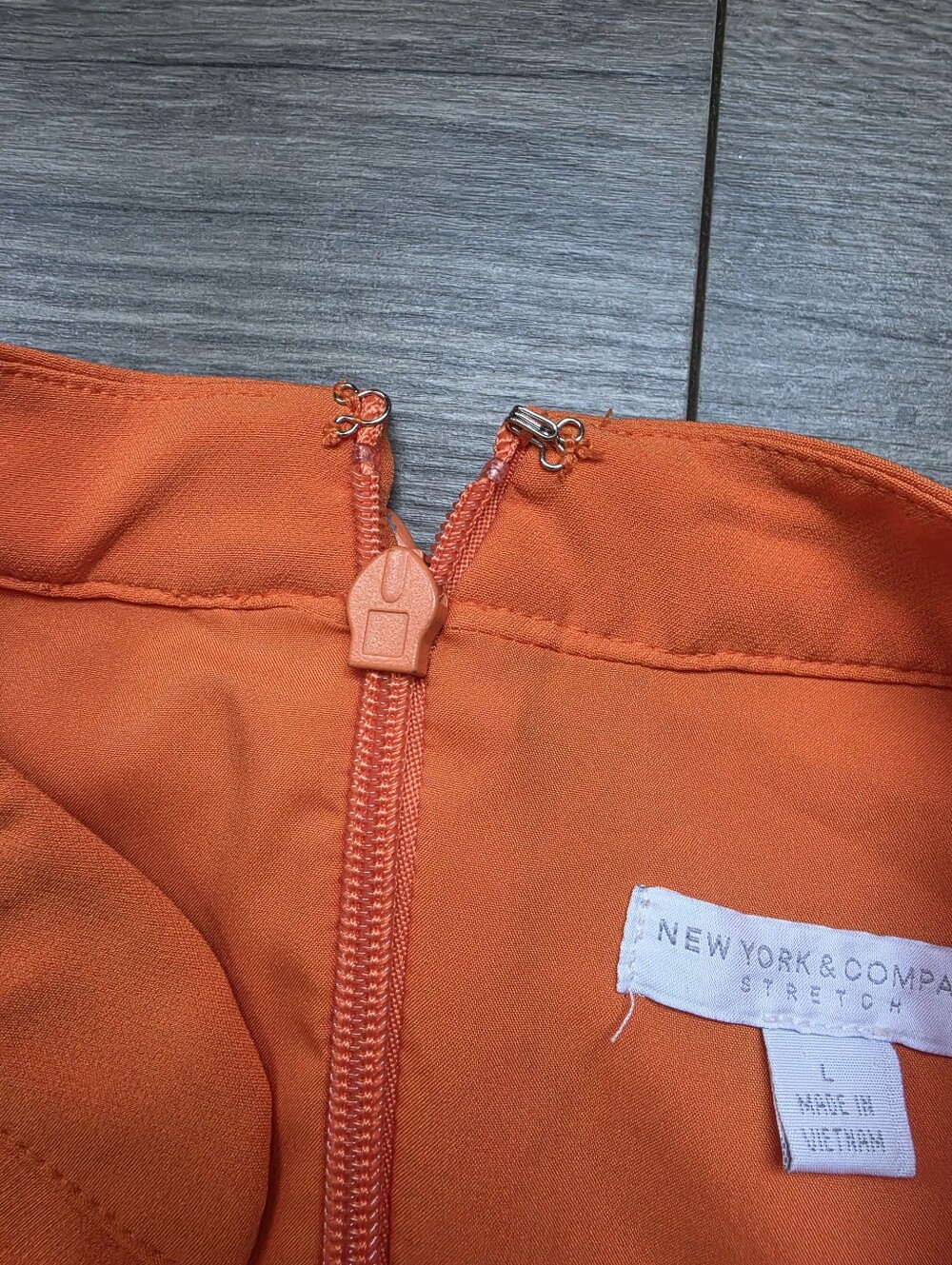 ⚡️$16 FINAL✨️ New York & Co Flutter Sleeve Orange Wide-Leg Jumpsuit Size L 🔴 - Picture 11 of 16